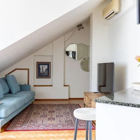 Scandi Loft, Jacuzzi, Balcony, Aircon Helsingfors